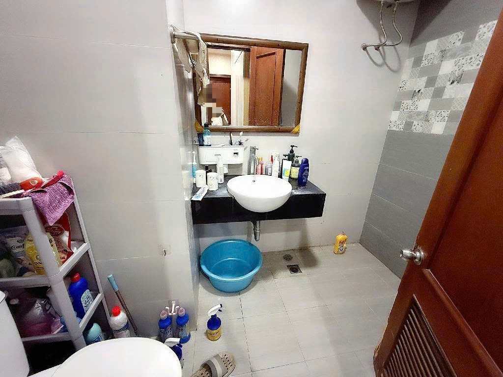 Sổ đỏ 45m2 cạnh chợ Lai Xá, Hoài Đức. Thiết kế 5 tầng, 7 phòng ngủ. Dòng tiền 25 tr/tháng 8