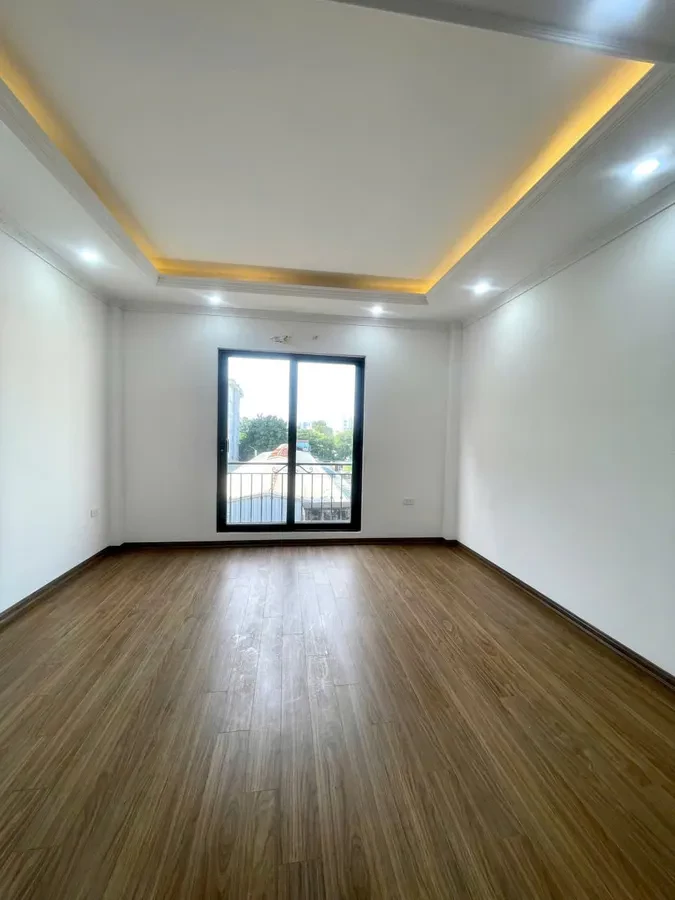 BÁN NHÀ PHÂN LÔ NGỌC HỒI – Ô TÔ NGỦ TRONG NHÀ – 60M2 THANG MÁY 4