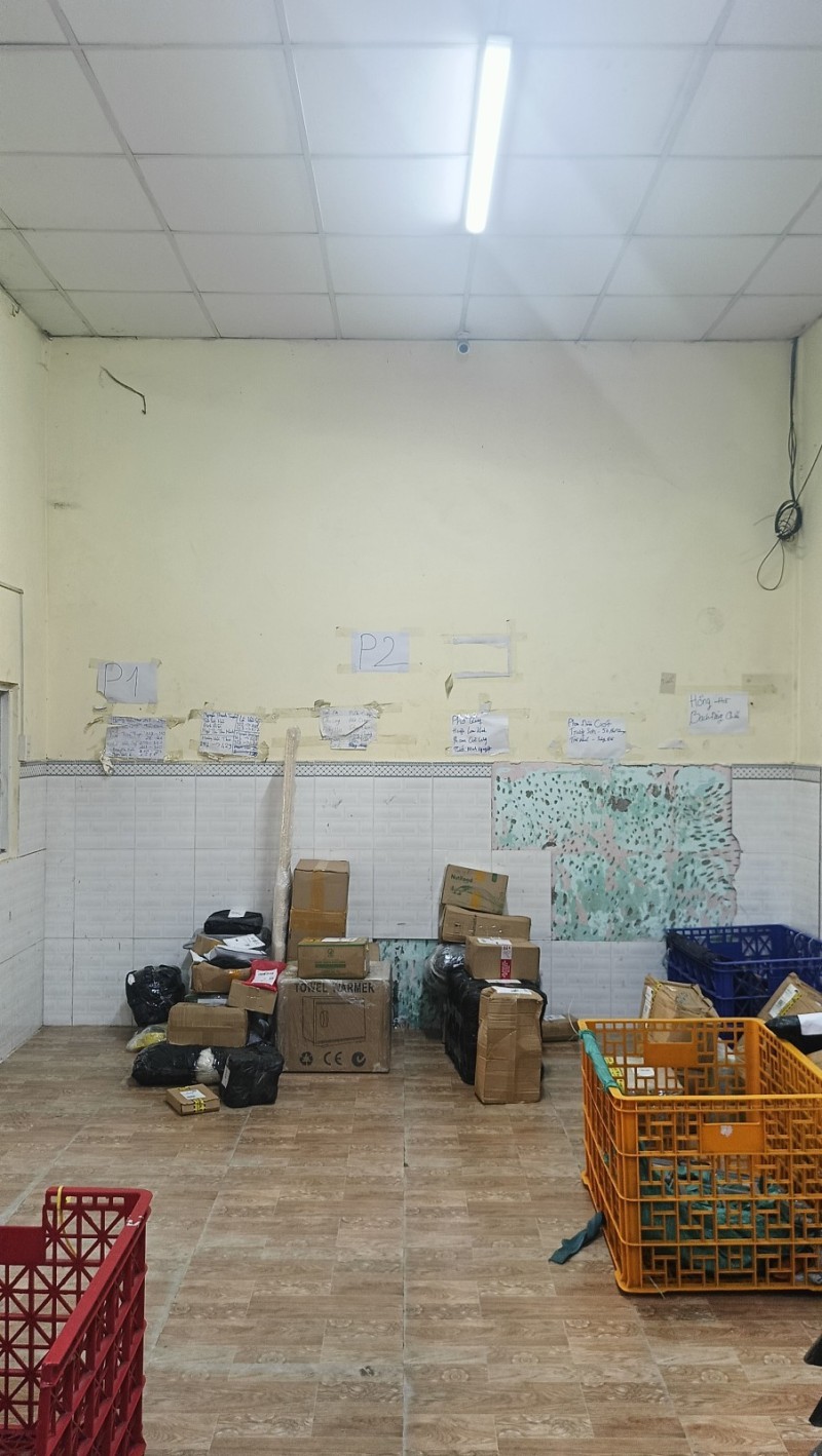 Bán gấp nhà mặt tiền 79 Ca Văn Thỉnh, 80m2, được xây 6 tầng, gía cực tốt