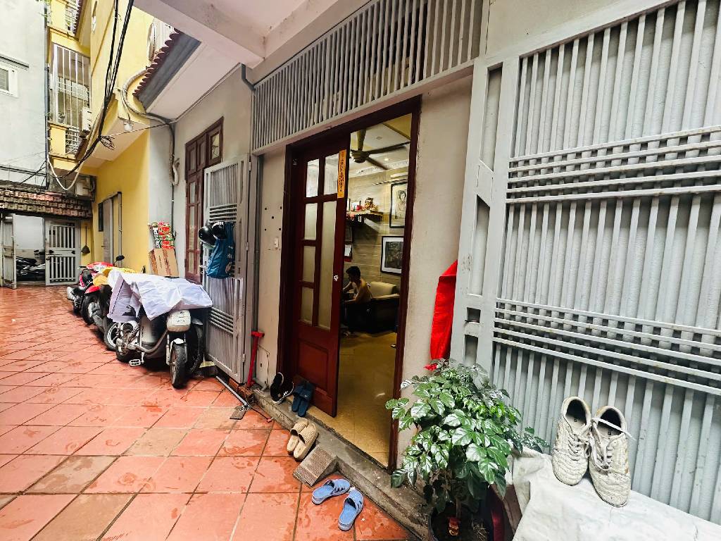 Cần bán gấp nhà Tây Sơn giảm chào 100tr 5