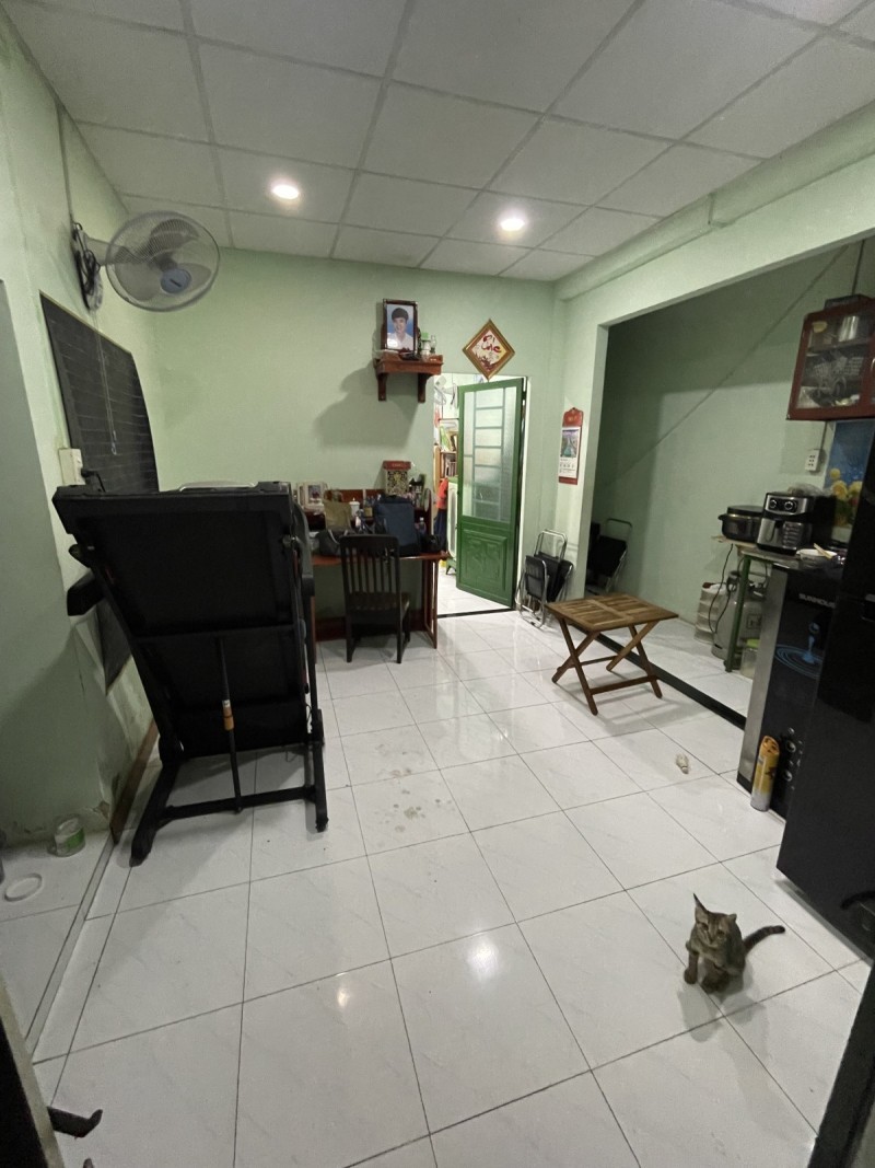 Bán nhà mặt phố An Bình, Dĩ An, TP HCM. DT 183m2, 2 tầng, 20 phòng. Sổ hồng, giá 8.5 tỷ. 2
