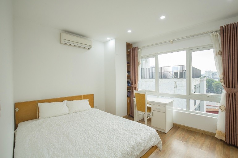 Cho thuê căn hộ 2PN rộng 90m2 tại Đào Tấn, Ba Đình, đầy đủ nội thất đẹp, hiện đại 6