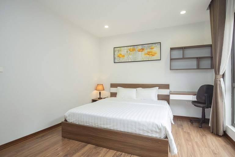 Cho thuê căn hộ 1PN rộng 55m2 tại Đào Tấn, Ba Đình, đầy đủ nội thất đẹp, hiện đại 3