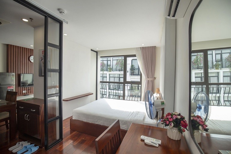 Cho thuê căn hộ 1PN rộng 50m2 tại Đào Tấn, Ba Đình, đầy đủ nội thất đẹp, hiện đại 3