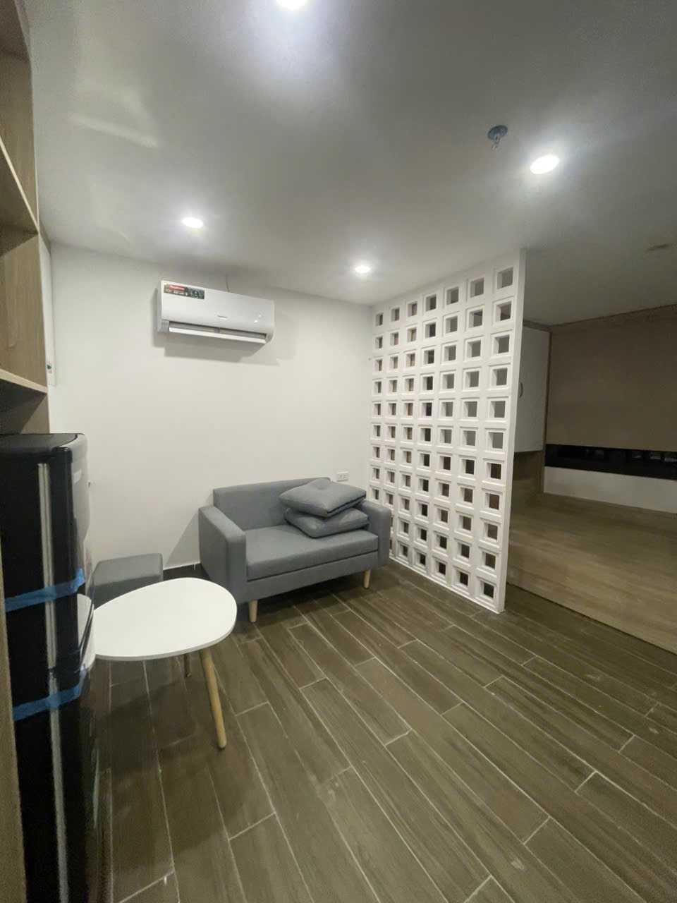 Cho thuê CHDV Chợ Mơ - Bạch Mai, Hai Bà Trưng 80m x 6Tthang máy giá 65TR, PCCC đủ