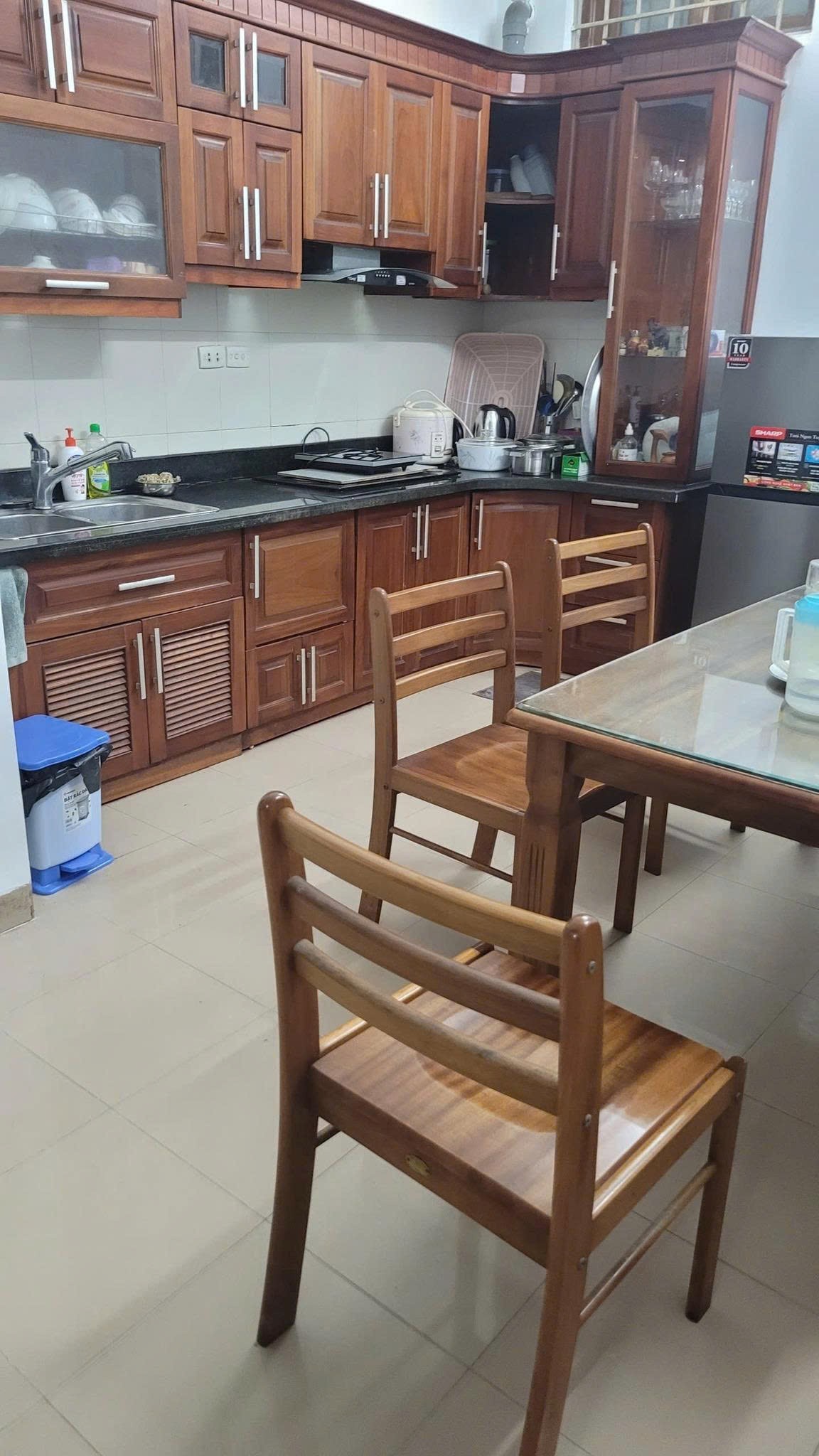 Cho thuê nhà riêng ngõ 414 Đường Láng, Đống Đa 45m x 4T, 4PN3VS giá 13 triệu