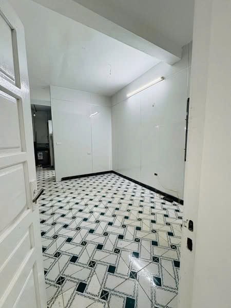 Cho thuê nhà tập thể T1 ngõ 80 Láng Hạ, phường Láng, Đống Đa 40m, 2PN giá 10 triệu 2