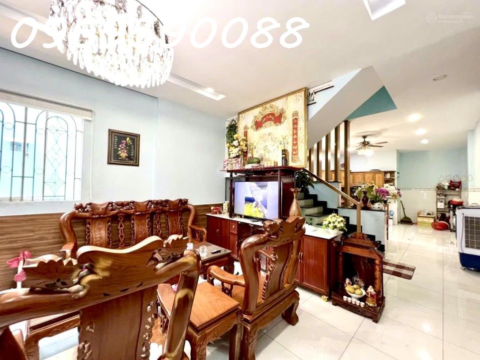 Nhà đối diện AEON Tân Phú kế ĐHCT 70 m² 3 pn chỉ 5tỷXX hẻm oto 2