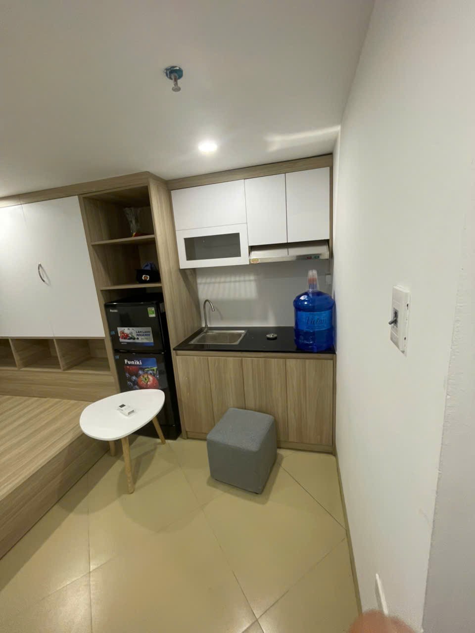 Cho thuê CHDV Chợ Mơ - Bạch Mai, Hai Bà Trưng 80m x 6Tthang máy giá 65TR, PCCC đủ 3
