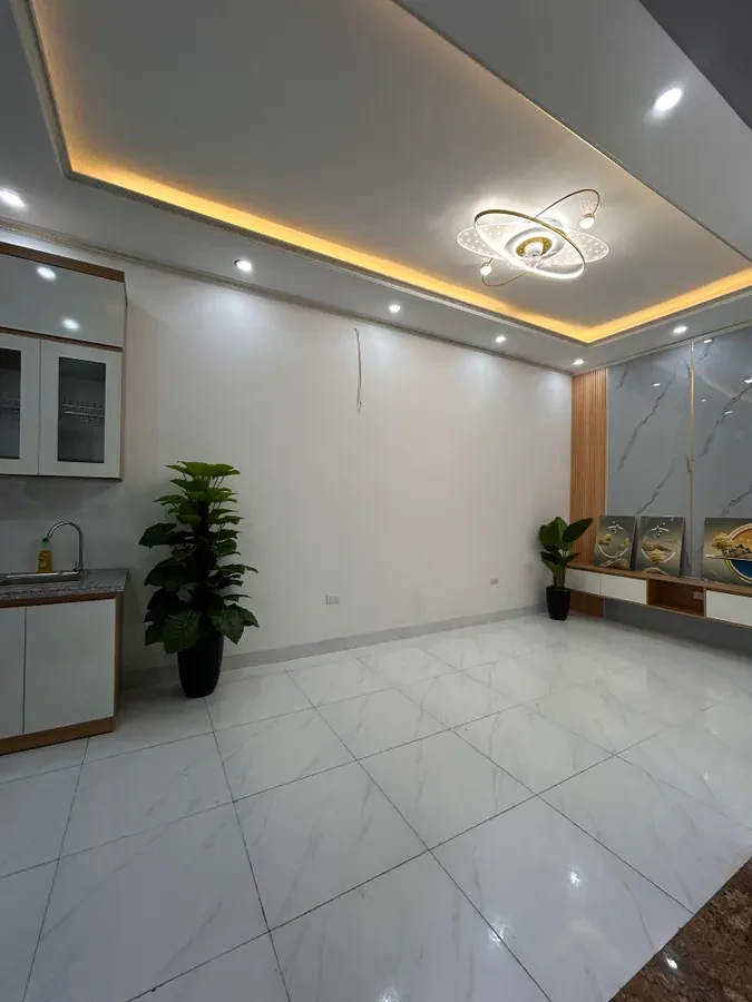NHÀ MỚI DẸP ĐỦ NỘI THẤT Văn Chương 30m2 X 5 tầng MT 3.6m, 6.8 tỷ Đống Đa Hà Nội.