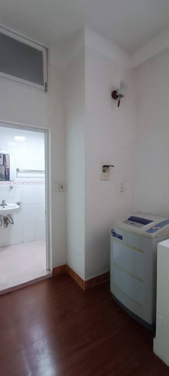 Cho thuê nhà riêng ngõ 342 Hồ Tùng Mâu, Từ Liêm 35m x 4T, 3PN3VS full đồ giá 11 triệu 5