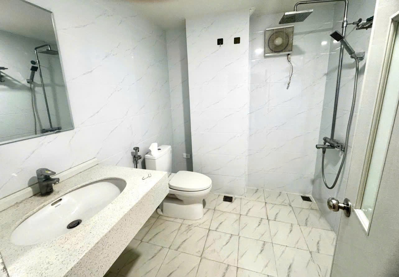Cho thuê nhà Tôn Đức Thắng - Đống Đa 40m x 4T, 4 NGỦ giá 14 triệu - NHÀ MỚI TINH 5