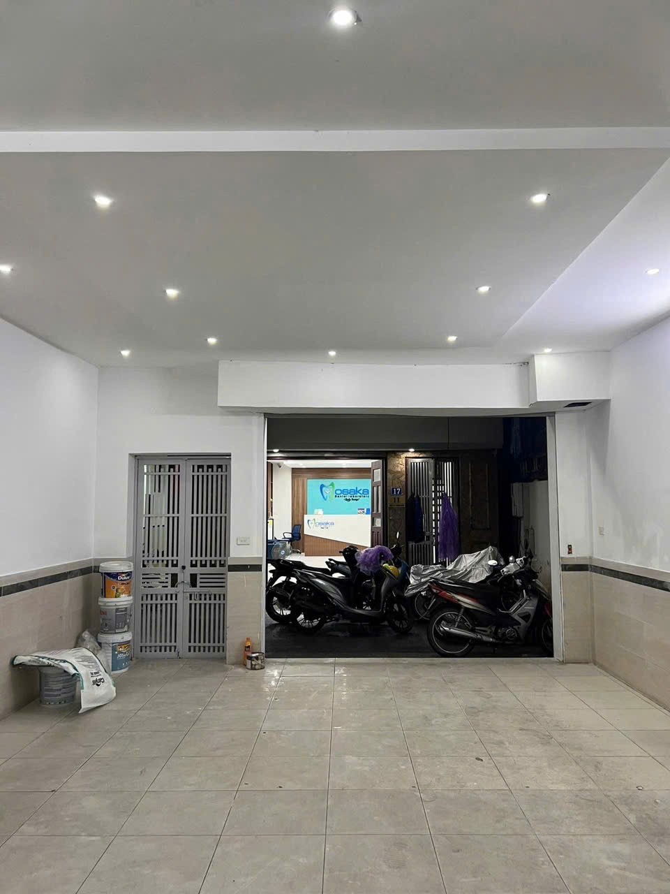 Cho thuê nhà ngõ 213 Trung Kính, Cầu Giấy 65m x 5T giá 29 triệu, NGÕ NÔNG - Ô TÔ