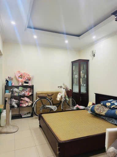 Cho thuê nhà tập thể Hoàng Cầu Đống Đa 100m, 3PN2VS giá 13tr, nhà đẹp, đầy đủ đồ 2