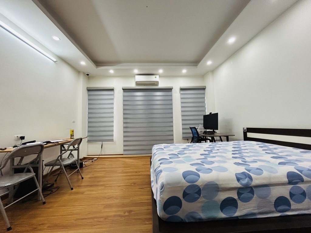 Cần bán Nhà mặt tiền đường Yên Lạc, Phường Vĩnh Tuy, Diện tích 55m², Giá 15.5 Tỷ 5