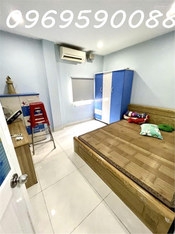 Nhà đối diện AEON Tân Phú kế ĐHCT 70 m² 3 pn chỉ 5tỷXX hẻm oto 4