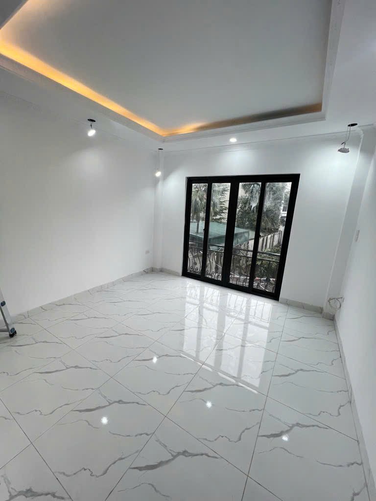 HIẾM -# NHÀ 5 TẦNG,# MỚI COONG - #GARA Ô TÔ - #LÔ GÓC - #THOÁNG-NHỈNH 6 TỶ 2