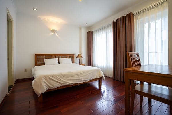 Cho thuê căn hộ rộng 95m2, 2PN tại Tô Ngọc Vân, quận Tây Hồ, đủ đồ 5