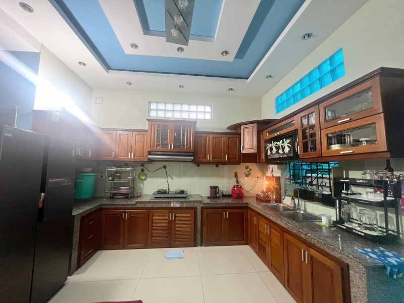 Bán nhà đường số 24, Phường Hiệp Bình, TP HCM. DT 105m2, 3 tầng, 3PN. Sổ hồng, giá 11.85  tỷ. 3