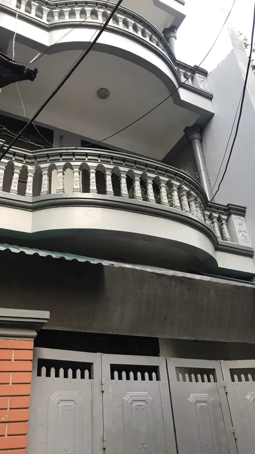 BÁN NHÀ MẶT NGÕ Ô TÔ ĐỖ CỬA Phố  Bắc Cầu 65m2  4 Tầng 7.5 tỷ Long Biên Hà Nội.