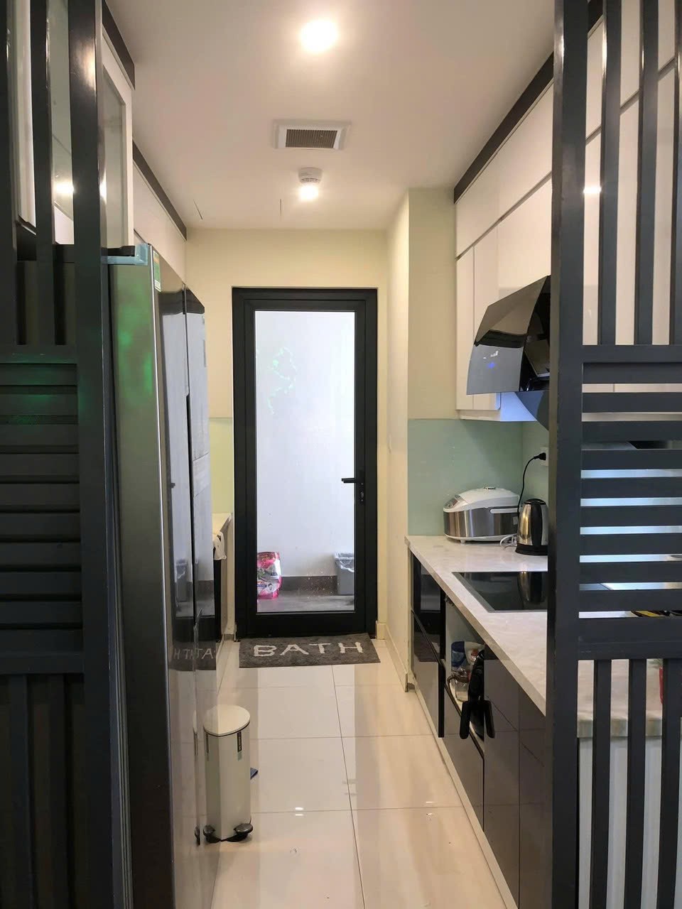 Cần bán căn 3PN tại IMPERIA GARDEN - full đồ, giá 9.x tỷ 2