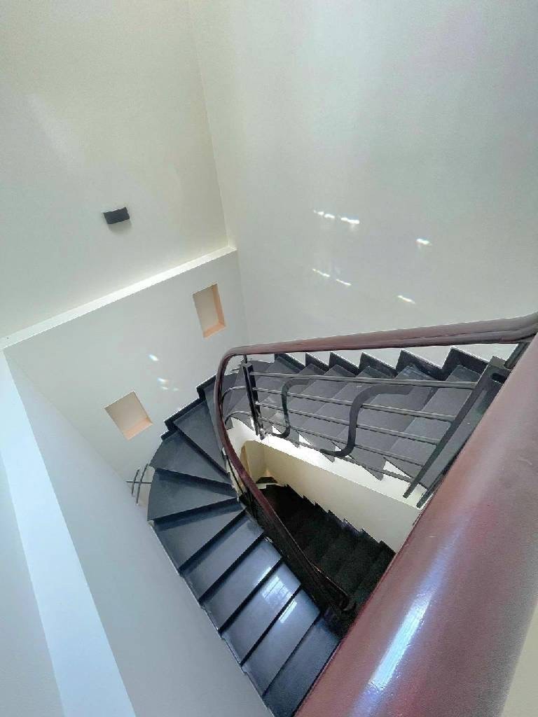 Bán nhà 80m2 (4 x 20)m - 3 tầng - Hẻm xe tải 5m Đường Tân Quý - Tân Phú 4