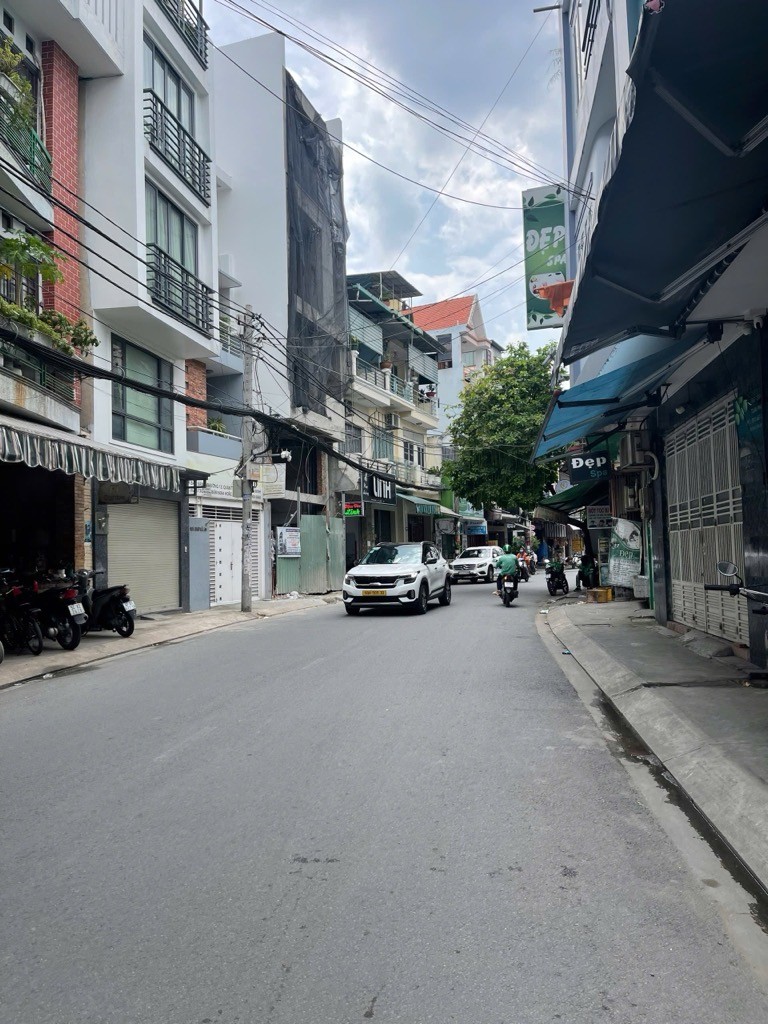 Bán nhà 77m2 hxh Bàu Bàng ngay Etown Cộng Hoà nhỉnh 7 tỷ 3