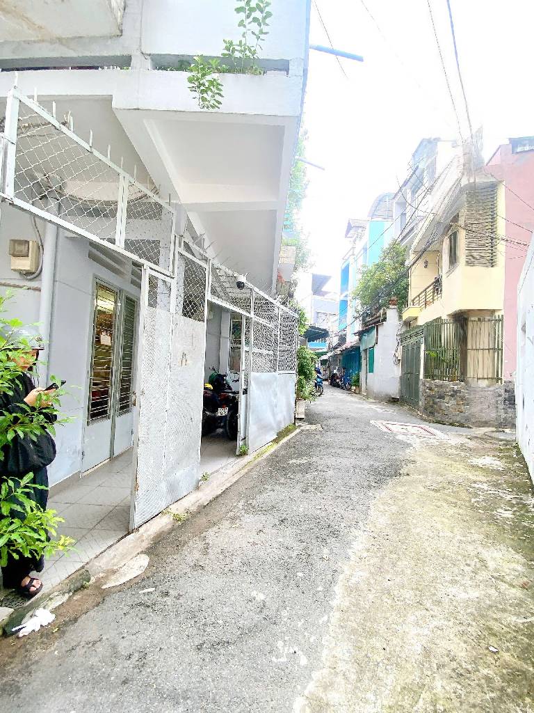 55M2 TRƯỜNG CHINH HXH cách nhà 1 căn, 4.3x13, nhỉnh 6 tỷ 2