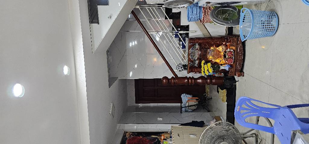 Nhà MTKD ngay sát Cộng Hoà, 6 tầng 8PN 7WC 2