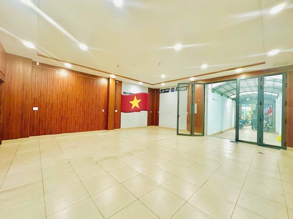 MẶT TIỀN 208m2 PHAN THỊ HÀNH, 6 TẦNG BTCT, dòng tiền 60 triệu/ tháng 4
