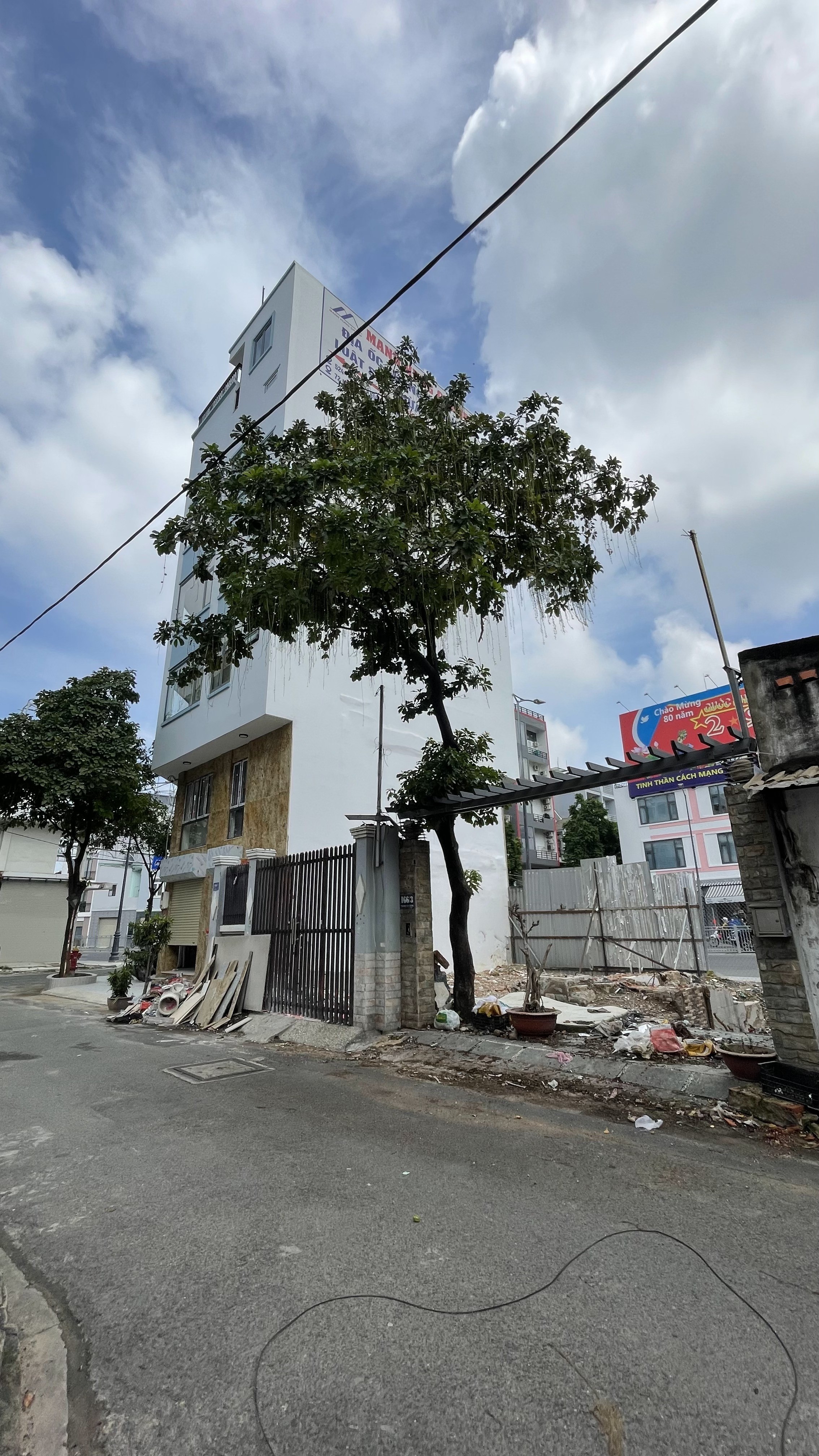 2 MTKD trước sau C12, cách nhà ga T3 200m