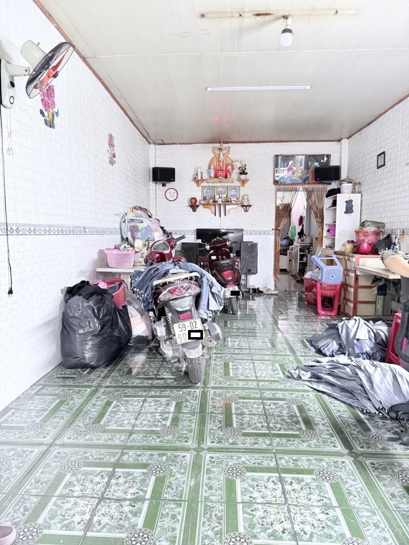 Mặt Tiền Đường Nguyễn Lộ Trạch, Quận Tân Phú  - 74m2 (4 x 18)m - Cấp 4 2