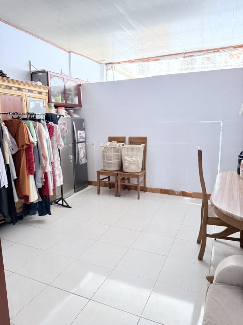 Mặt Tiền Đường Nguyễn Lộ Trạch, Quận Tân Phú  - 74m2 (4 x 18)m - Cấp 4 4