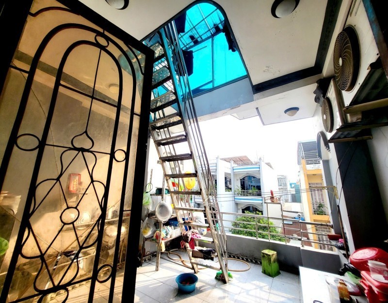 Mặt Tiền KD Đường Nguyễn Thiệu Lâu, Tân Phú - CN 94m2, Ngang 4.15m, 3 Tầng 4