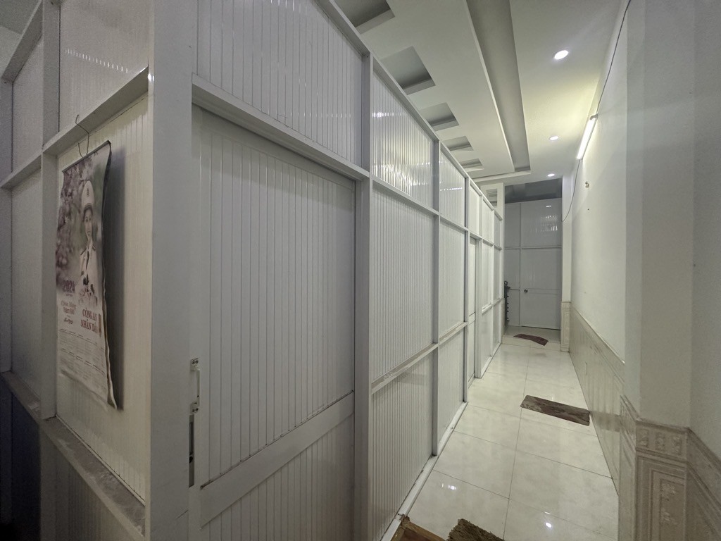HXH Phan Huy Ích, 4x18.5m, 3 tầng, 19PN 5