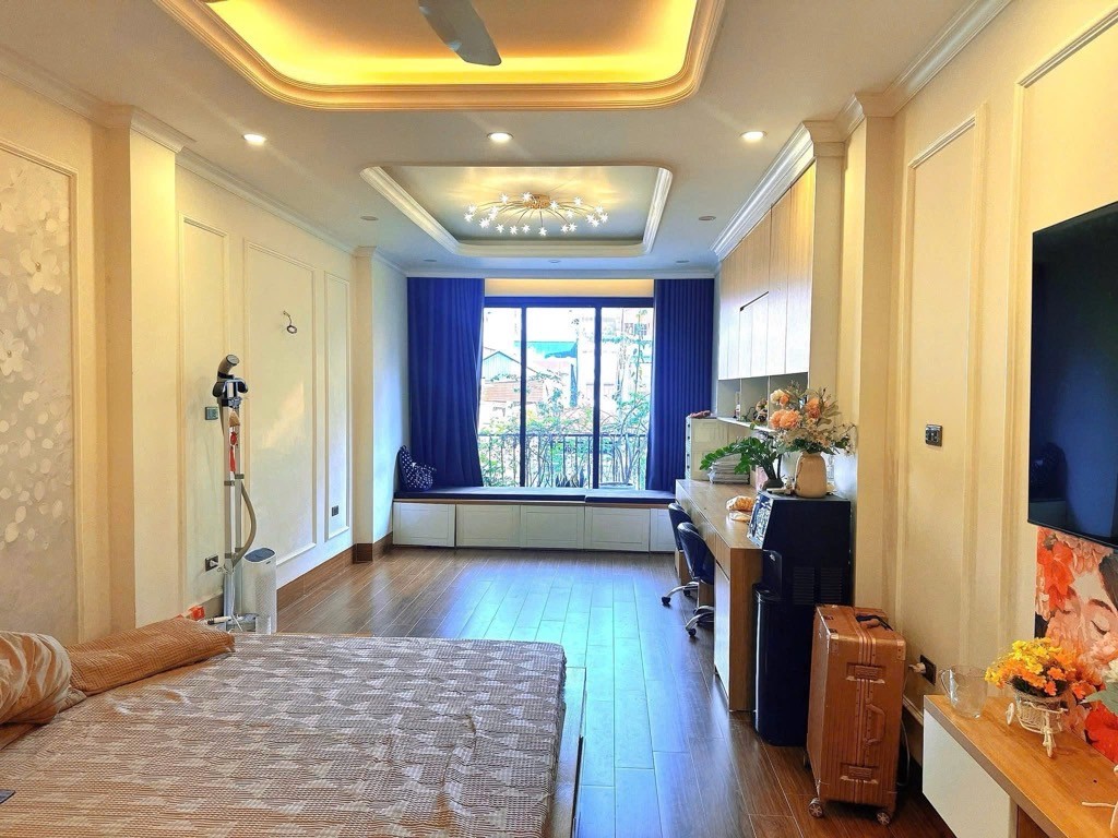 Khu vip Đống Đa - khu phân lô - oto thang máy - ngõ thông 3