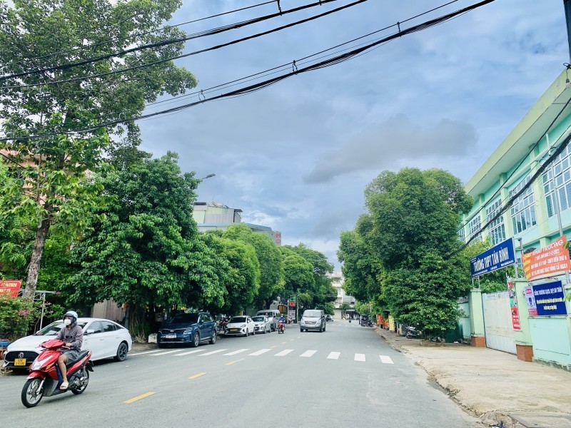 Bán nhà hẻm 5m Nguyễn Cửu Đàm-ngang 27m-160m2 giá rẻ