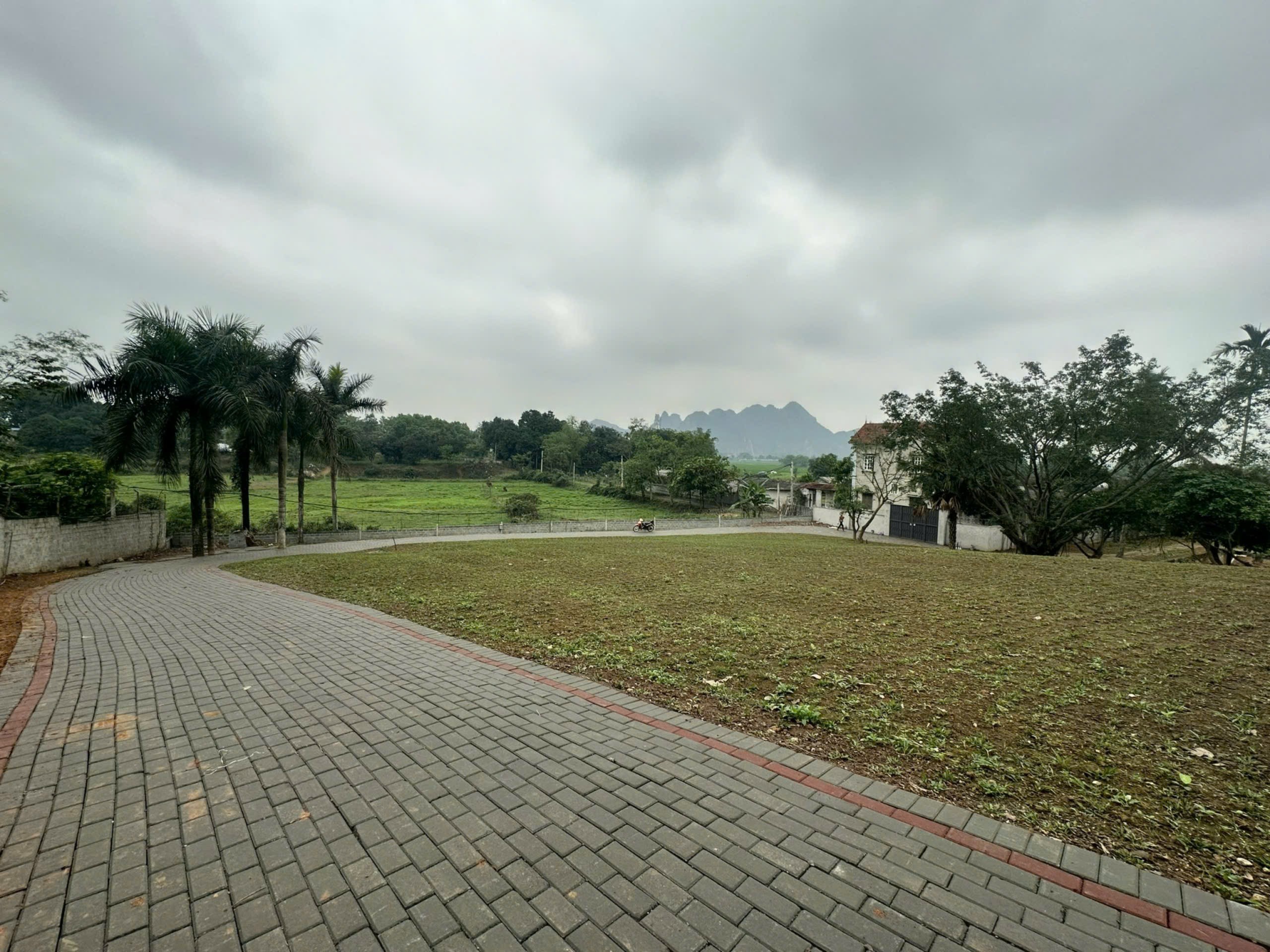 BÁN KHUÔN VIÊN NGHỈ DƯỠNG 7000m² ĐẲNG CẤP VIEW HỒ.TẠI CHƯƠNG MỸ , HÀ NỘI 4