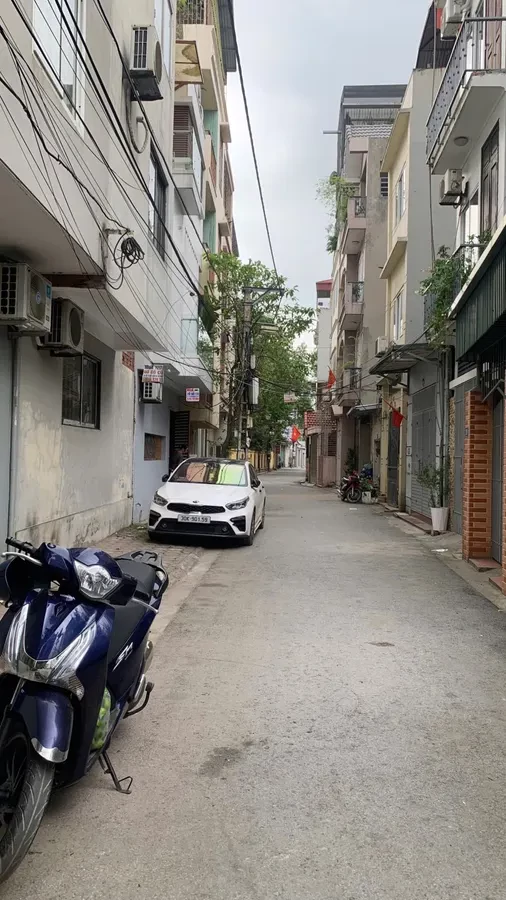 NHÀ MẶT NGÕ Ô TÔ CHÁNH KINH DOANH Phố Gia Quất 55m2 3 tầng 9.5 tỷ Long Biên Hà Nội. 3