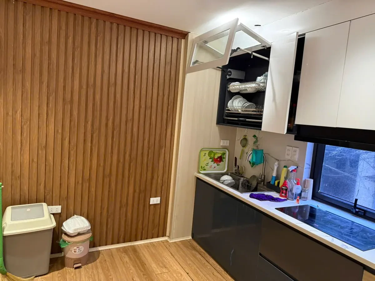 BÁN CĂN TT Lương Định Của 43/150M2 4 p ngủ  6.4 tỷ Đống Đa Hà Nội. 2