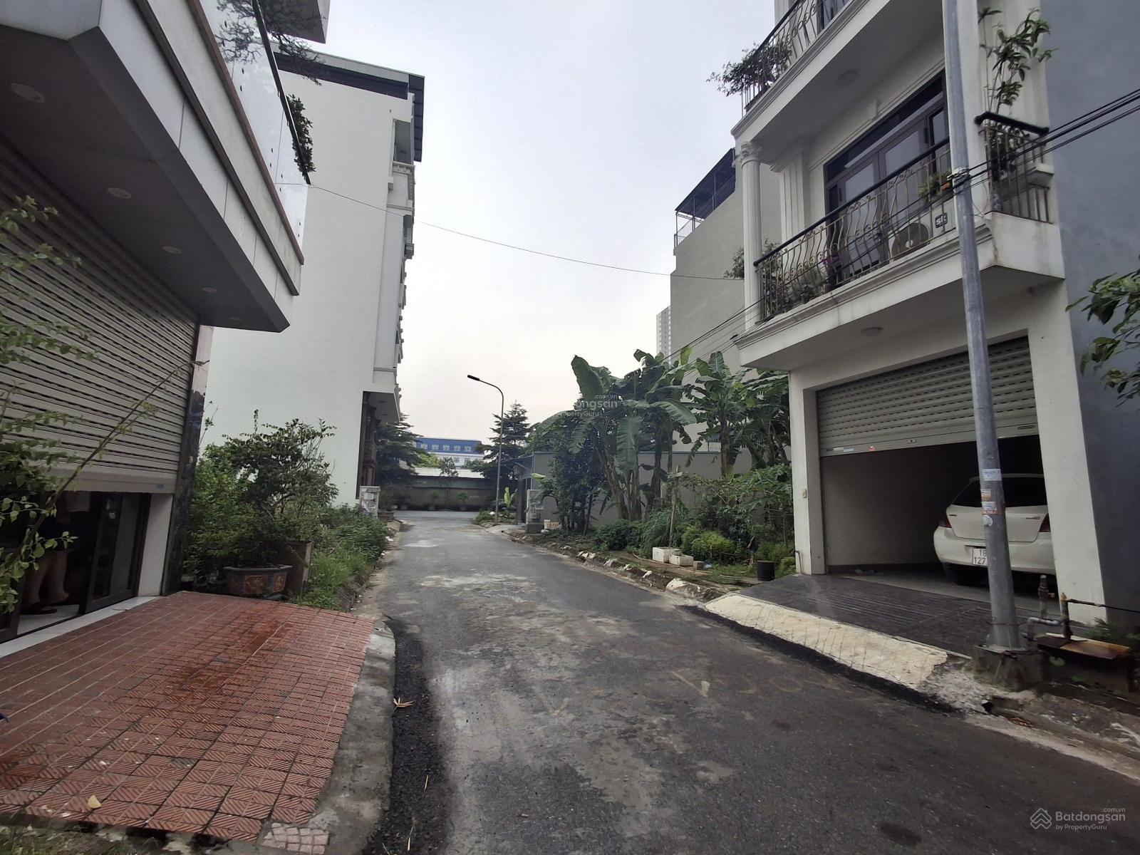 Chính chủ bán lô đất DV Lai Xá, Kim Chung,S= 46,7m2. Gần QL32 Và đại học Thành Đô, LH: 0901 513 811 3