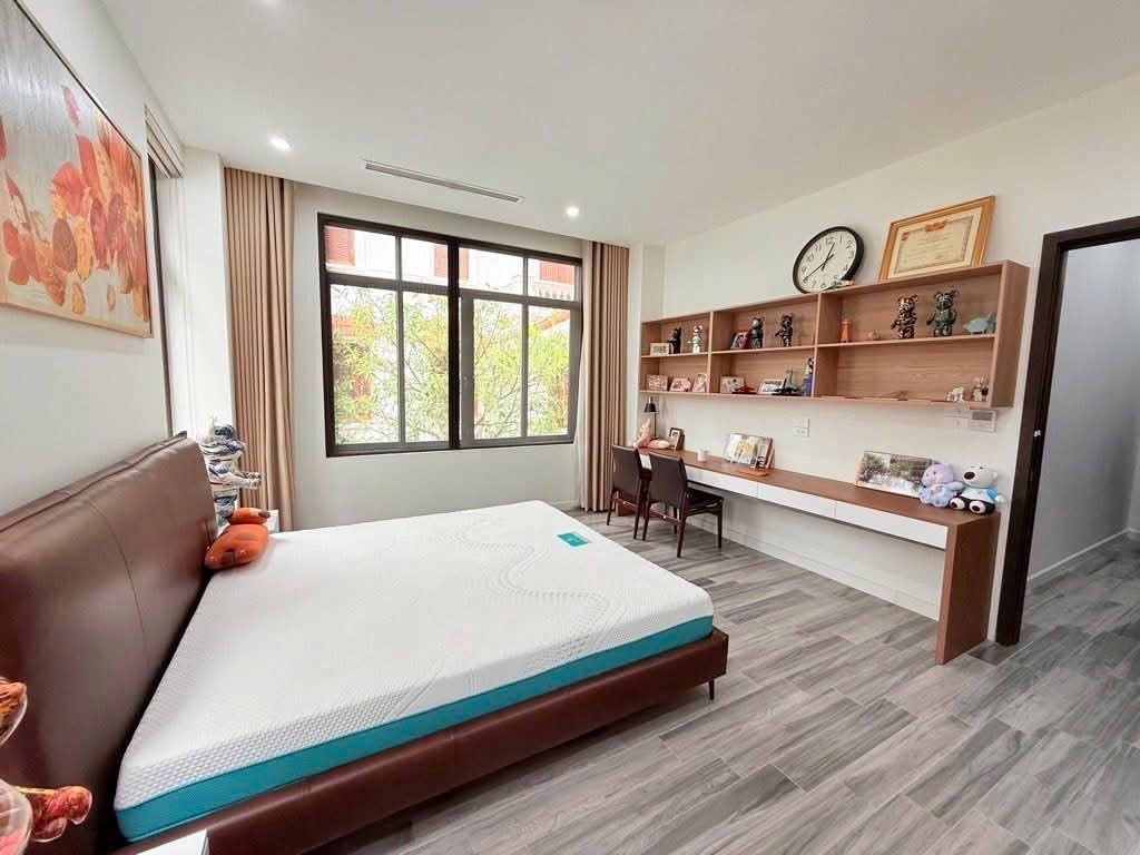 CCMN phố Đình Thôn cạnh khu phố Hàn, Mỹ Đình Sông Đà, doanh thu 2 tỷ/năm. 110m2 chỉ 2x tỷ. 3