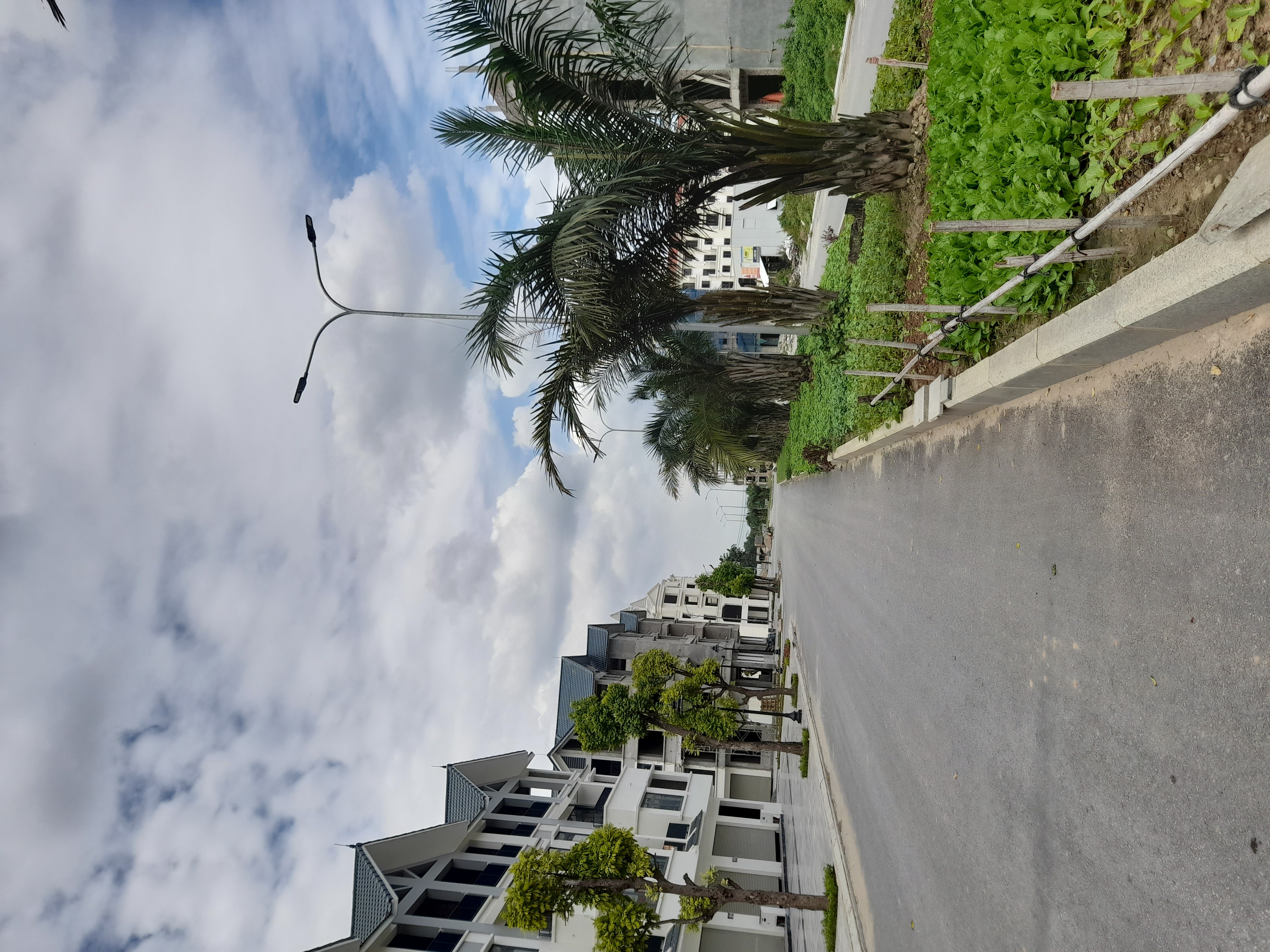 Chính chủ cần bán lô đất dịch vụ Di Trạch 105m2, sát dự án Hinode, gần đường 3.5. LH 0901 513 811 2