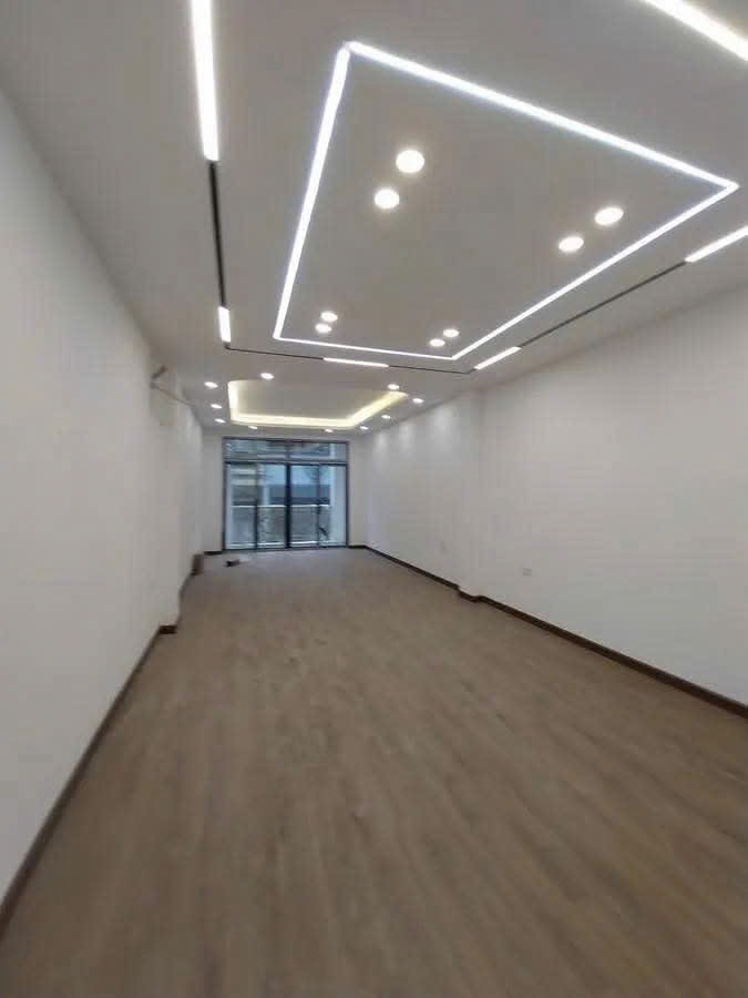 Cần bán Nhà mặt tiền đường Kim Đồng, Phường Giáp Bát, Diện tích 54m², Giá 23.9 Tỷ 2