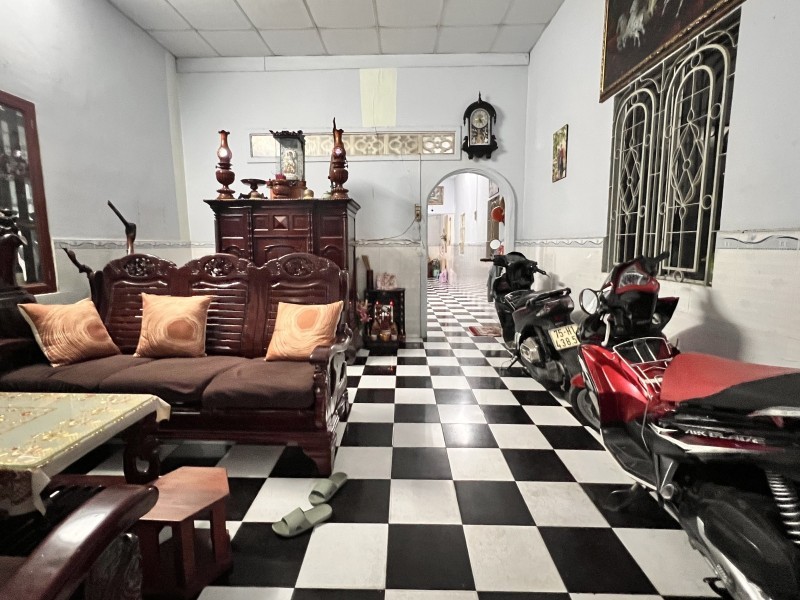 Bán nhà Phường Linh Xuân, TP HCM,  đường Số 10, 110m2, 2PN, SH, 6.9 tỷ. LH: 0933125879