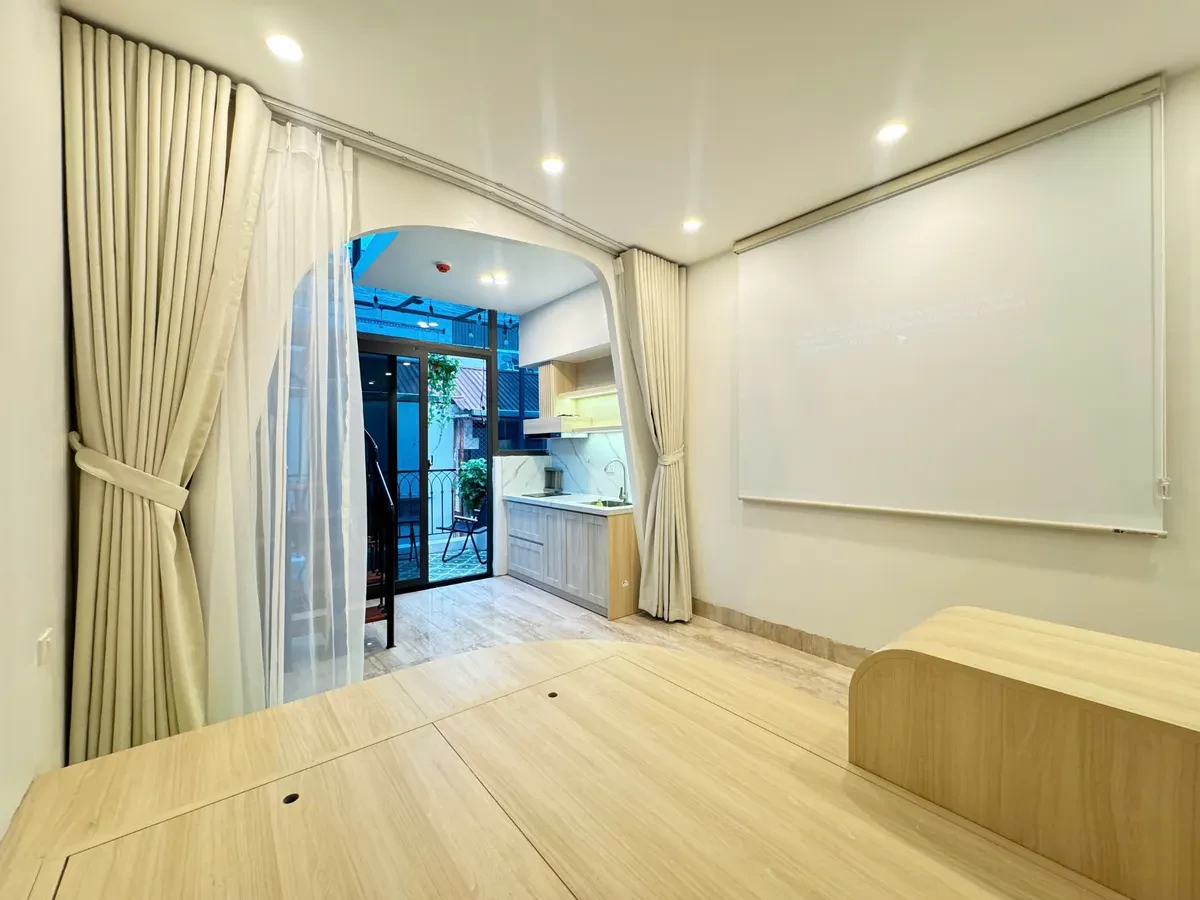 Bán Nhà Tây Sơn 41/35m2. 6 tầng.mặt tiền 3.5. giá 12.38 Tỷ Đống Đa Hà Nội 2