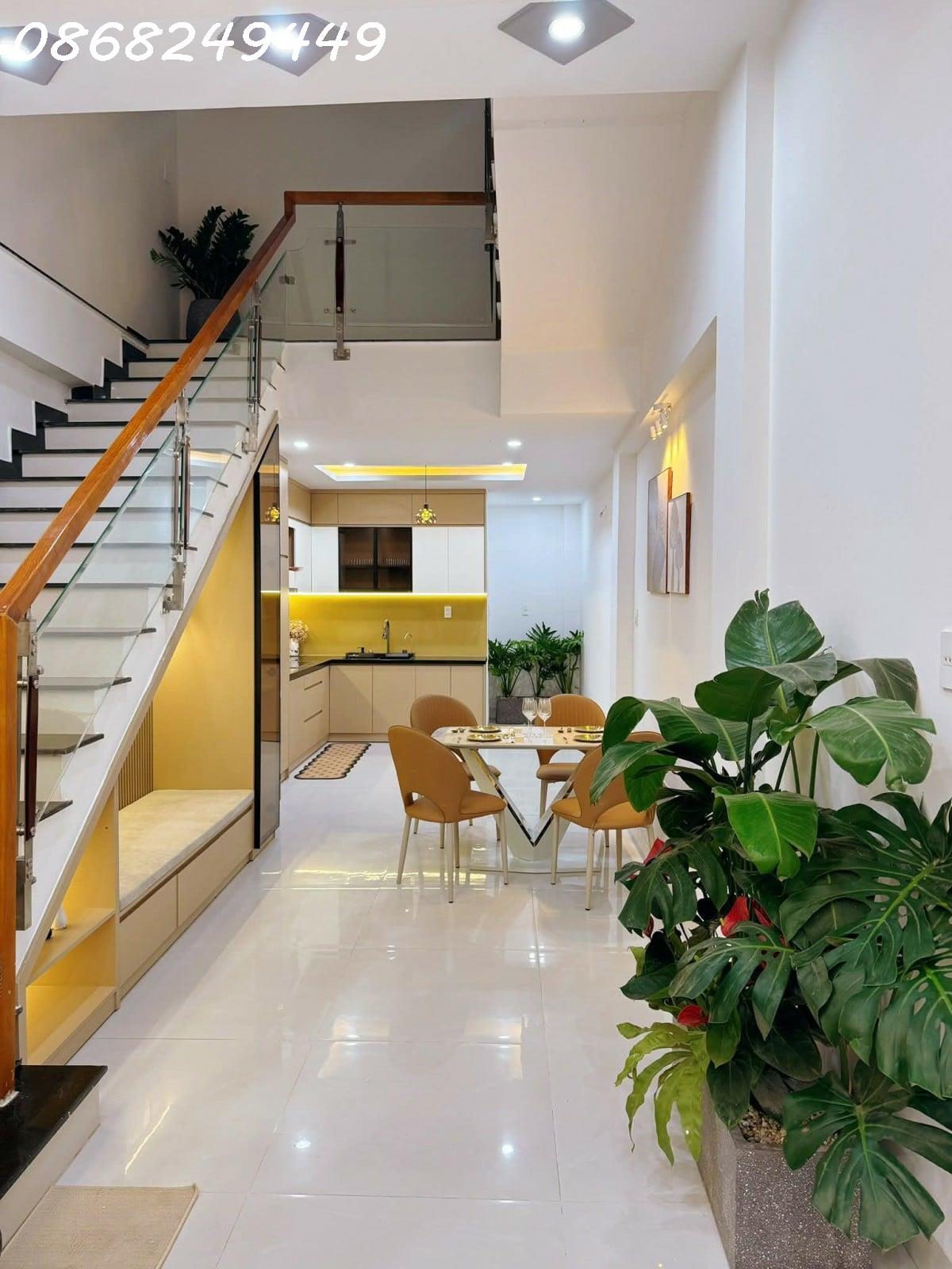Siêu phẩm nhà 3 tầng, mặt tiền Mai Lão Bạng, 5 tỷ xx