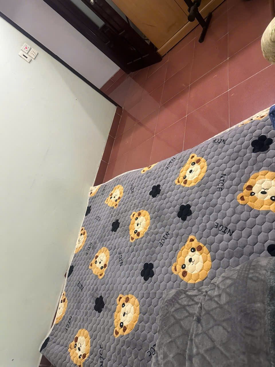Cho thuê nhà riêng Đê La Thành, Đống Đa 50m x 3T, 3PN3WC giá 13tr, ở nhóm thoải mái 4