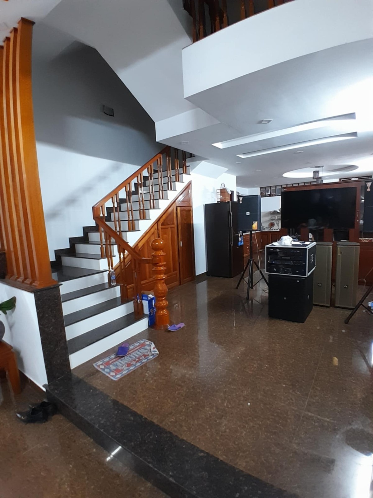 CHỈ 10,2 TỶ - NHÀ 3 TẦNG HÀ TÔNG QUYỀN – VỊ TRÍ ĐẮC ĐỊA, KINH DOANH ĐỈNH CAO 5
