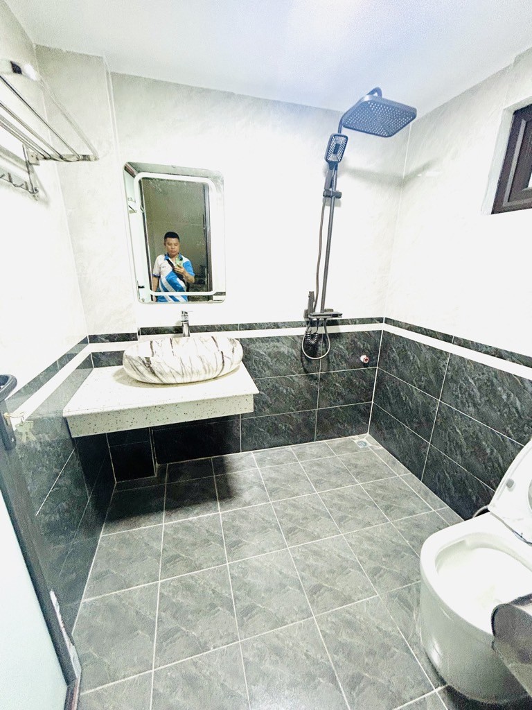 Cần bán Nhà mặt tiền đường Tam Trinh, Phường Yên Sở, Diện tích 70m², Giá 24.2 Tỷ 4